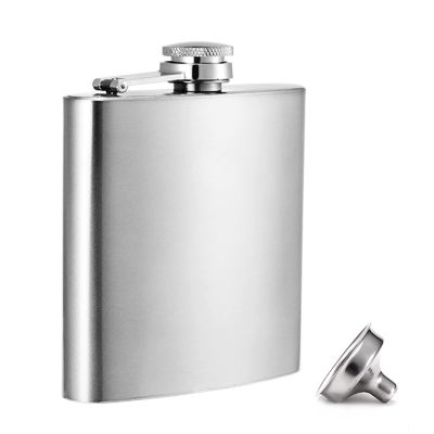 กระป๋องไวน์สแตนเลสที่เคลือบด้วยหนัง สําหรับผู้ชาย 8 oz กระป๋อง Hip Outdoor ขนาดสินค้า 93*122mm